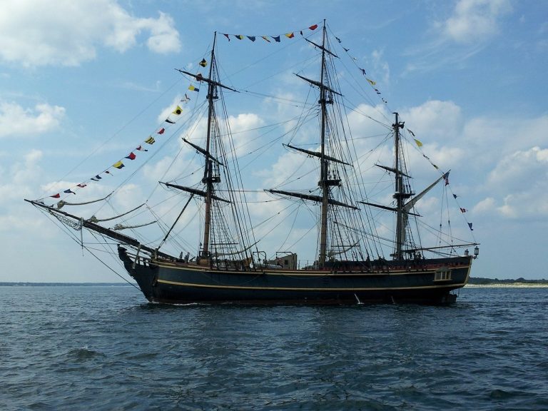sailboat, ship, sea-174469.jpg